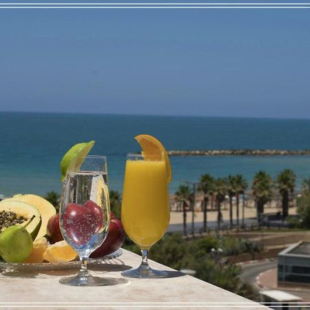 Bugrashov Beach 88 Hotel And Spa Tel Aviv Exterior photo